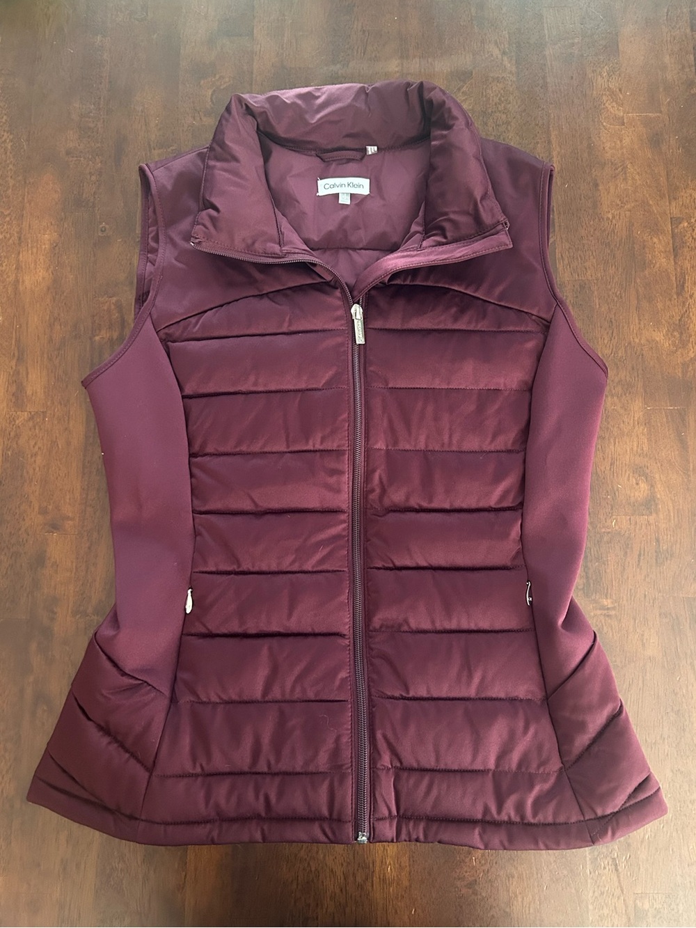 Calvin Klein Quilted Sleeveless Puffer Vest in Deep Wine